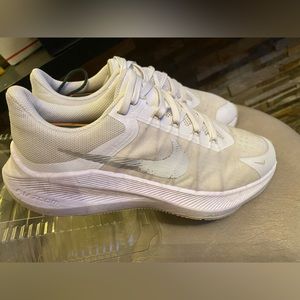 NIKE WOMENS AIR ZOOM WINFLO GREY FOG SIZE 8